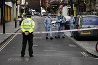 Krvavý útok v centru Londýna! Dva policisté skončili v nemocnici