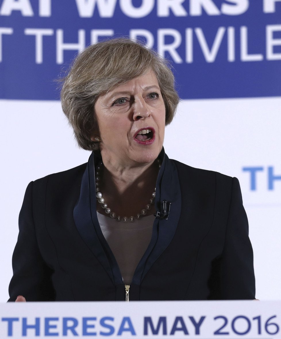 Nová britská premiérka Theresa Mayová? Její sokyně Leadsomová vzdala boj.