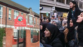 Britští muslimové na protest stahují děti ze školy, vadí jim učení o homosexualitě.