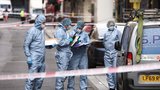 Útočník pobodal v centru Londýna dva policisty: S otřesnými zraněními skončili v nemocnici
