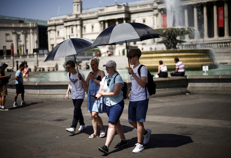 Extrémní vedra ve Velké Británii (19.7.2022)