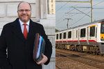 Ministrovi dopravy ujel vlak: „To nemohl počkat 15 vteřin?“ vyčítal politik výpravčímu.
