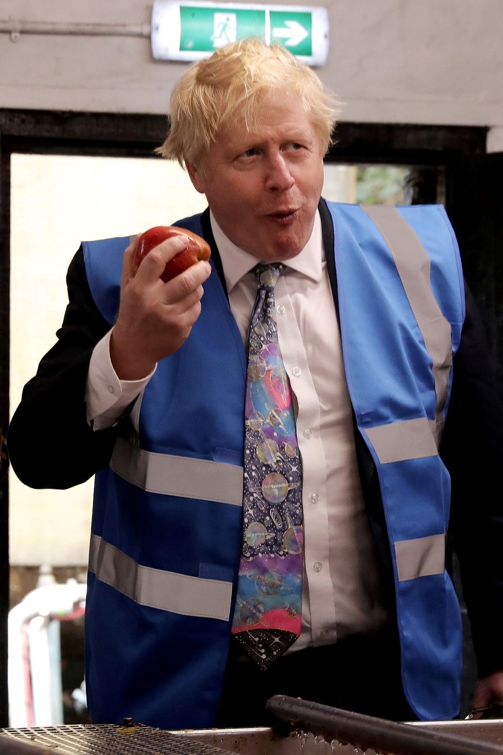 Britský premiér Boris Johnson se naplno zapojil do předvolební kampaně.