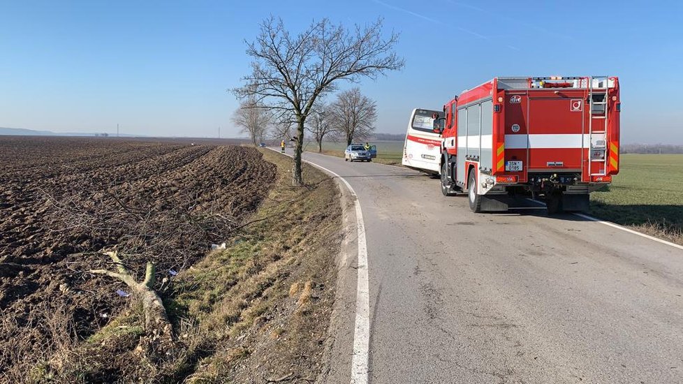 17. února 2019: Příměstský autobus linky 350 havaroval na silnici mezi Velkými Přílepy a Roztoky. Havárie se naštěstí obešla bez větší újmy na lidském zdraví.