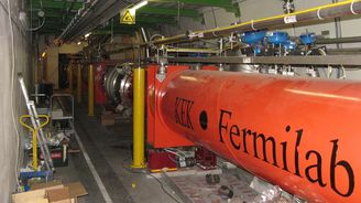 Nejdražší kov na světě: Vědci v CERN umí vyrobit zlato. Jeho vznik má ale jeden velký háček Nejdražší kov na světě: Vědci v CERN umí vyrobit zlato. Jeho vznik má ale jeden velký háček