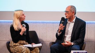 Vrah od psacího stolu Karel IV., román někdejšího extraligového hokejisty a další novinky VKČ Vrah od psacího stolu Karel IV., román někdejšího extraligového hokejisty a další novinky VKČ