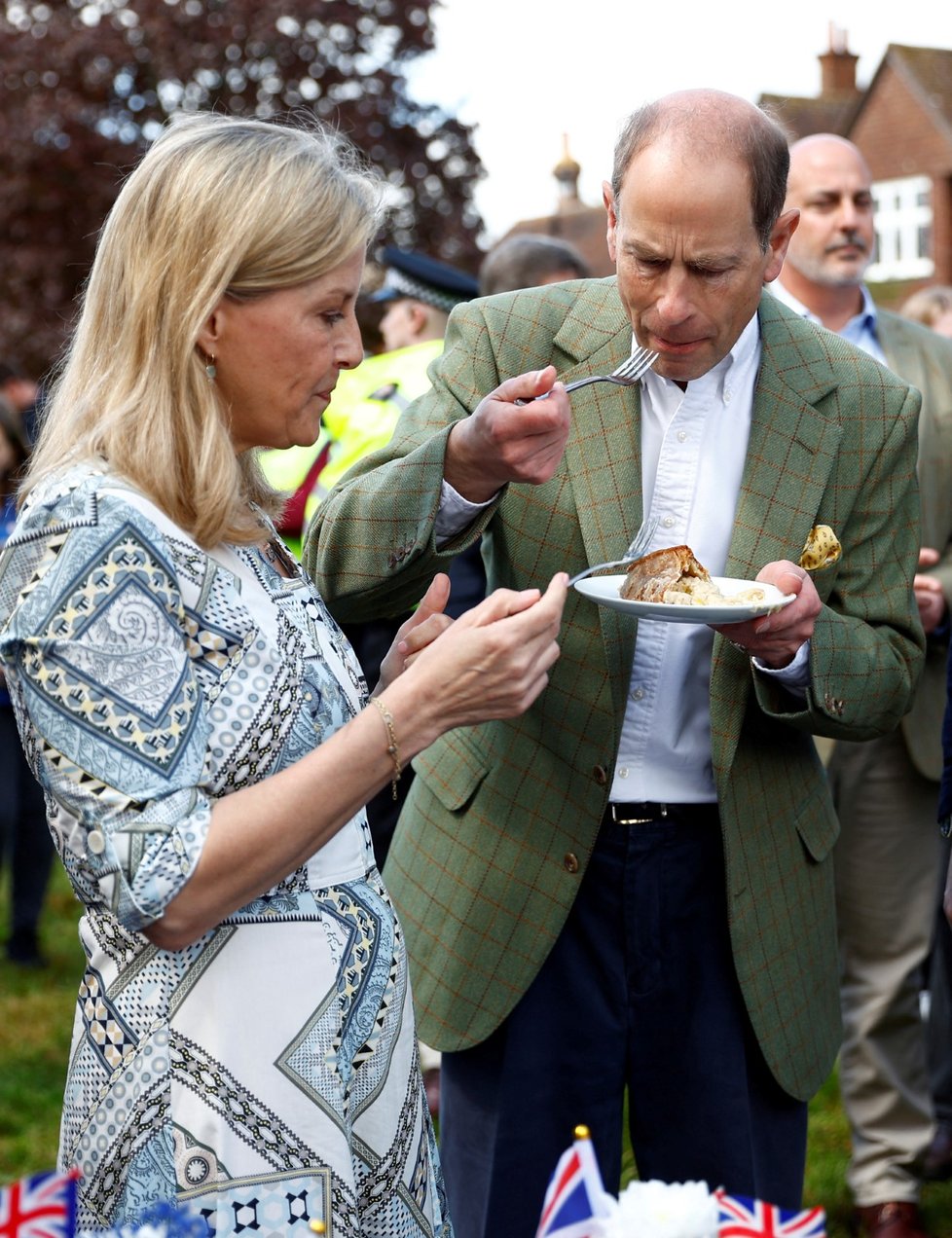 Velký korunovační oběd: Princ Edward s hraběnkou Sophií