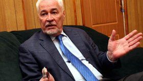 Zemřel ruský velvyslanec v Súdánu Mirgayas Širinskij.
