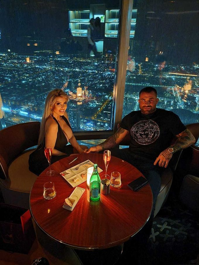 Vémola o cestě do Dubaje: Lela mě poprosila, ať ji vezmu s sebou Vémola o cestě do Dubaje: Lela mě poprosila, ať ji vezmu s sebou