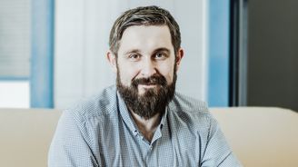 🎧 Nejrychleji rostoucí firma ve střední Evropě je z Česka. Analyzuje turnaje v e-sportu 🎧 Nejrychleji rostoucí firma ve střední Evropě je z Česka. Analyzuje turnaje v e-sportu