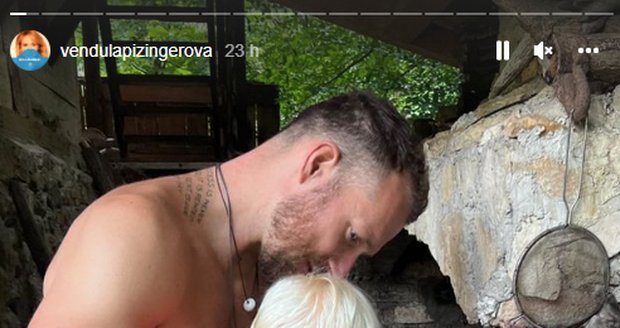 Pizingerovi uvízli v Chorvatsku.
