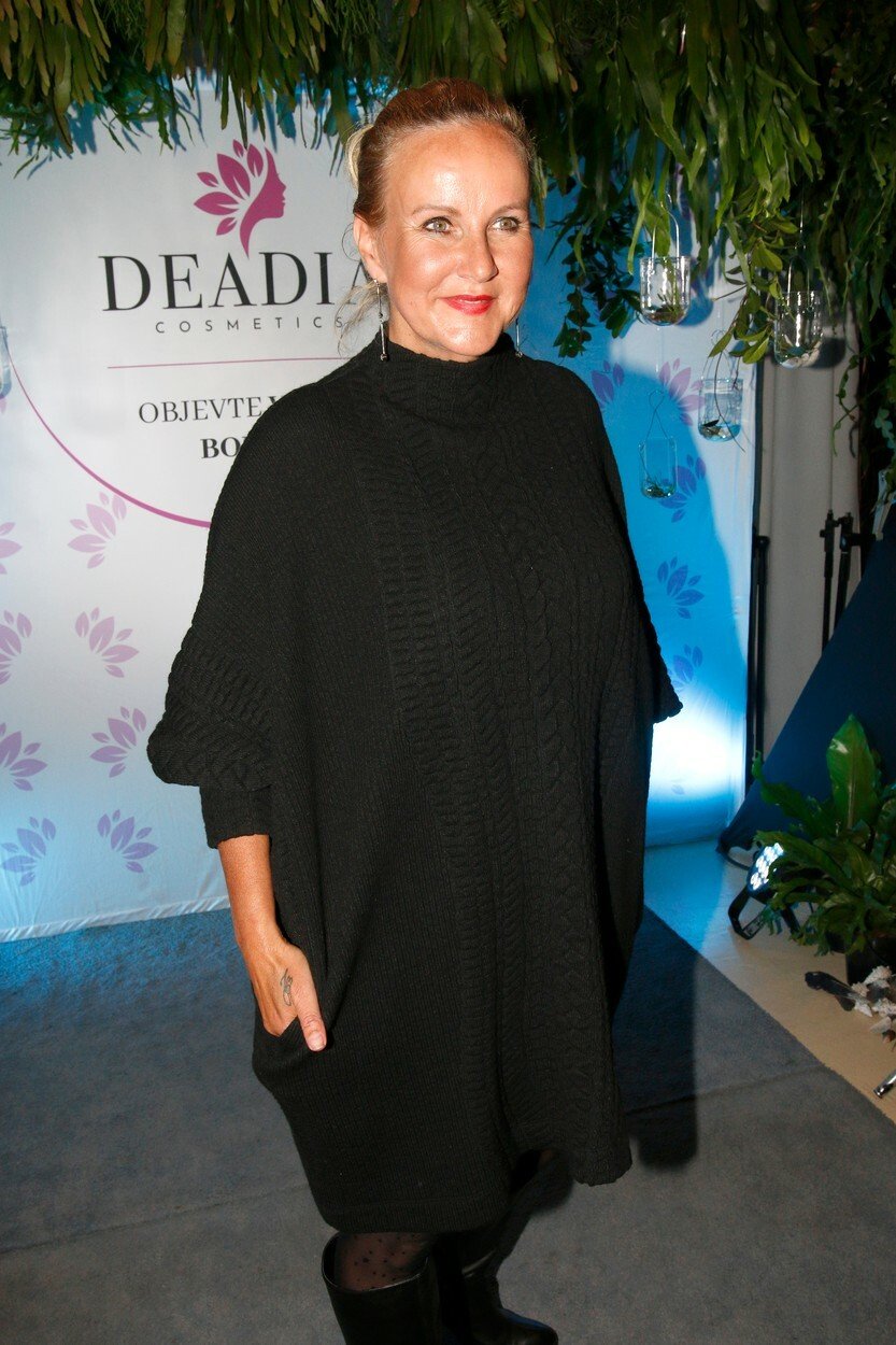 Vendula Pizingerová na tiskové konferenci  Deadia cosmetics, která představovala revoluční novinky v boji s celulitidou a stárnutím kůže