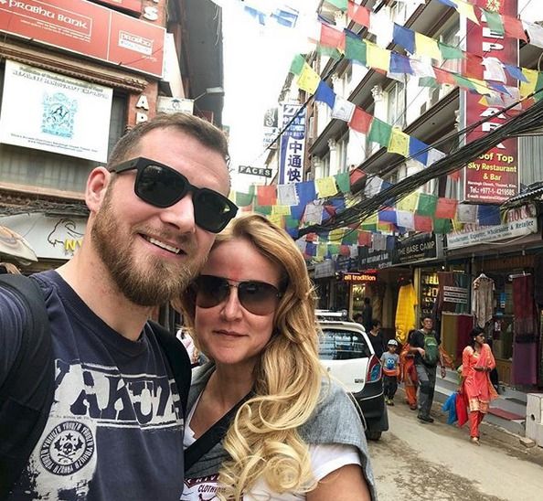Vendula Pizingerová s manželem Josefem v Káthmándú