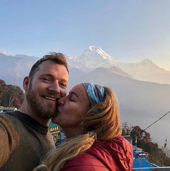 Vendula Pizingerová s manželem Josefem v Nepálu.