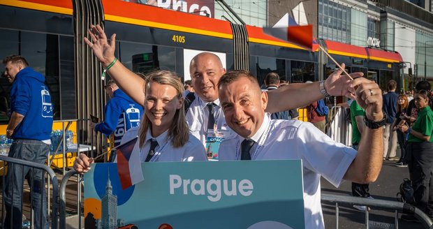 Pražské tramvaje mají nejlepší řidiče v Evropě! Česká dvojice uspěla na tramvajovém mistrovství Evropy