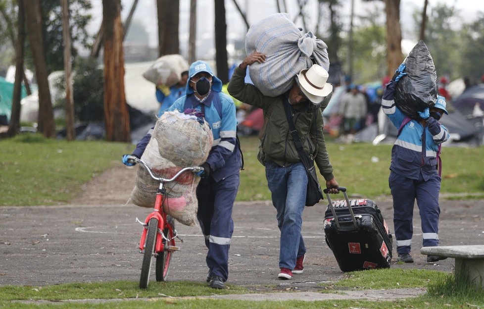 Venezuelané prchají před ekonomickou krizí a režimem prezidenta Maduro. Ze země jich odešly už 3 miliony, nejvíce jich proudí do sousedních zemí, 100 tisíc z nich je v Karibiku.