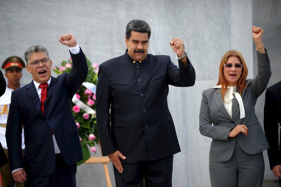 Venezuelský prezident Nicolás Maduro s manželkou Cilií Floresovou.