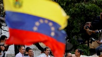 Venezuelská dilemata. USA uvalily sankce na ruský Rosněfť, který zemi držel „při životě“