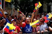 Venezuele hrozí diktatura: Zasedlo shromáždění, které popírá parlament