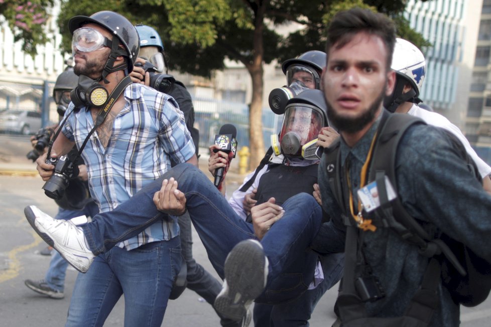 Ve Venezuele pokračují protesty proti vládě prezidenta Madura, (2.05.2019).