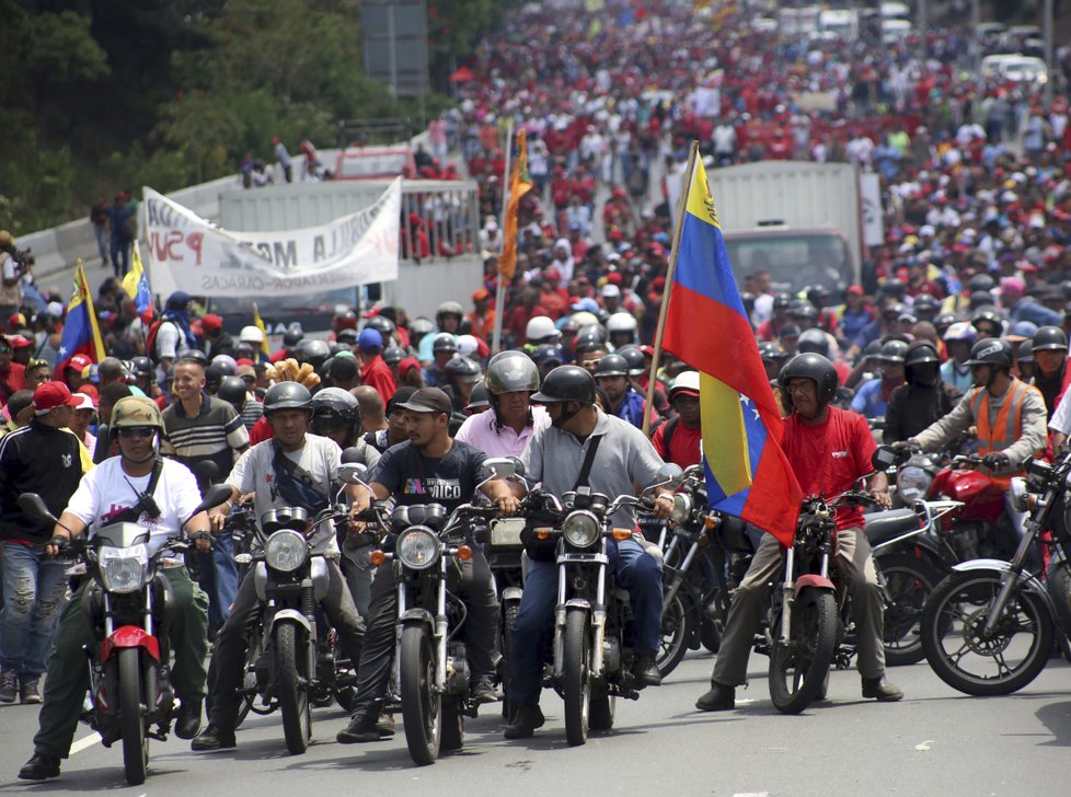 Ve Venezuele pokračují protesty proti vládě prezidenta Madura. (2.05.2019)