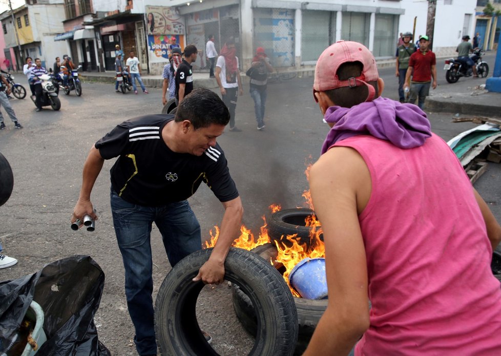 Nepokoje ve Venezuele.