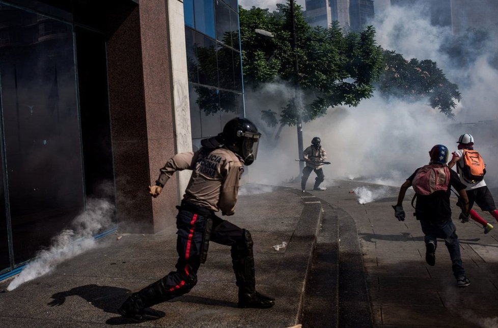 Protesty proti vládě ve Venezuele