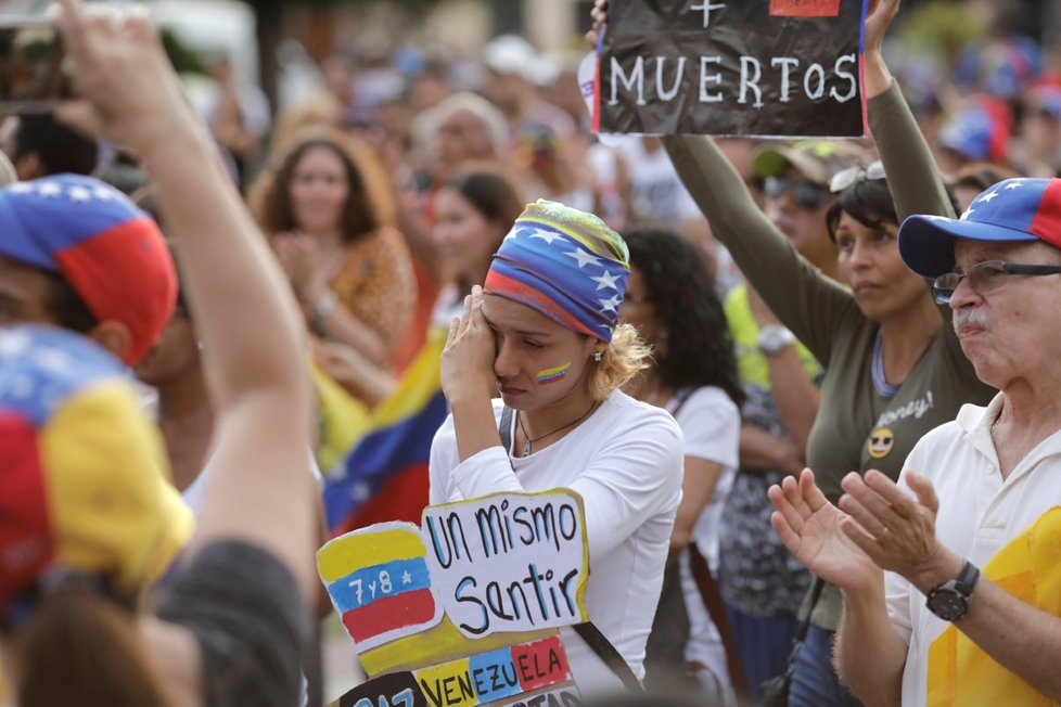 Protesty proti Madurovi ve Venezuele (3.2.2019)