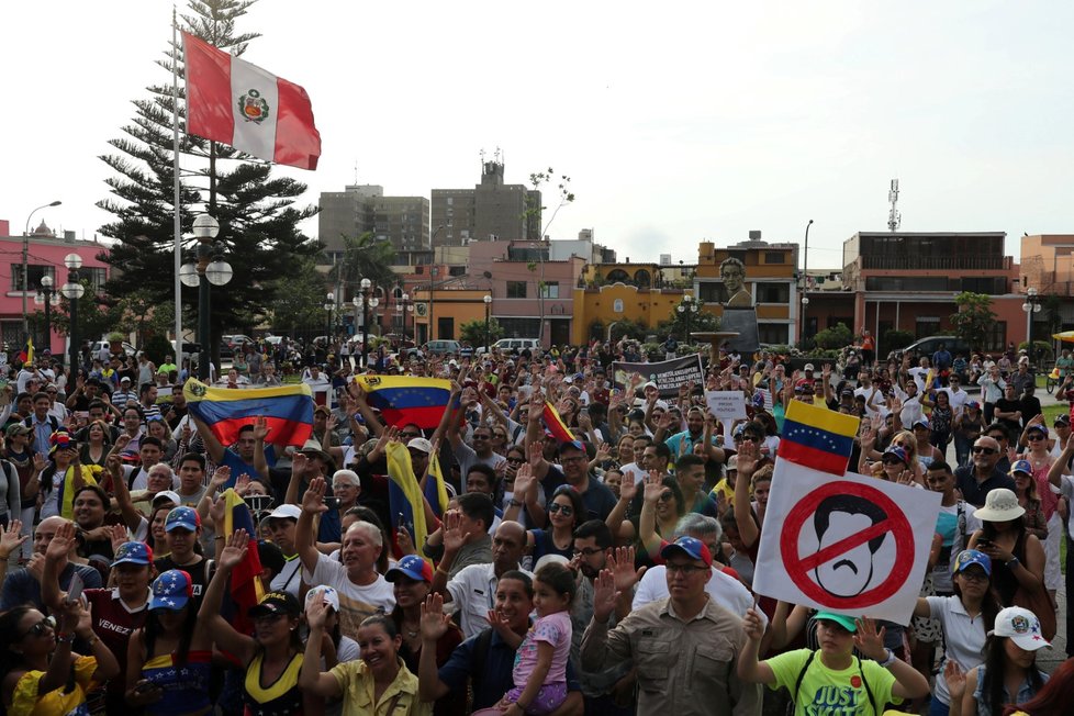 Protesty proti Madurovi ve Venezuele (3.2.2019)