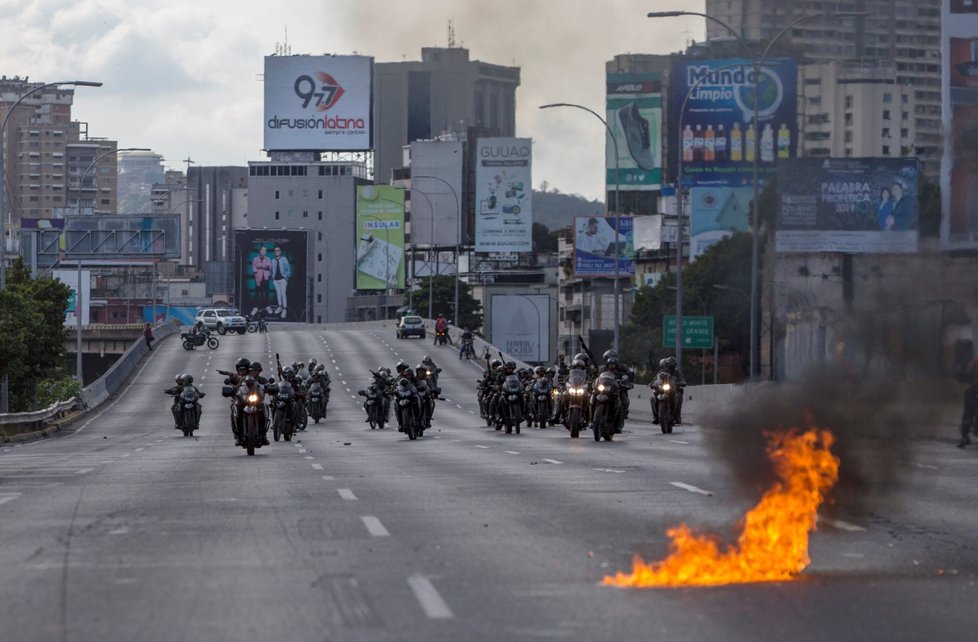 Protesty proti Madurovi ve Venezuele (3.2.2019)