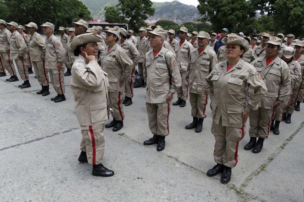 Ve Venezuele se uskutečnilo celostátní vojenské cvičení, ke kterému byli povoláni i civilisté v záloze.