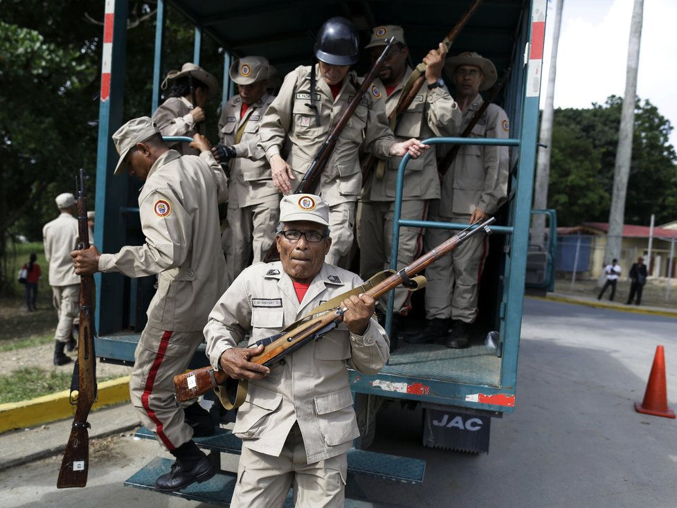 Ve Venezuele se uskutečnilo celostátní vojenské cvičení, ke kterému byli povoláni i civilisté v záloze