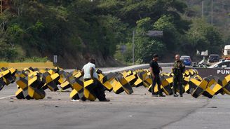 Americký útok ve Venezuele má podle médií nejméně čtyřicet mrtvých včetně civilistů Americký útok ve Venezuele má podle médií nejméně čtyřicet mrtvých včetně civilistů