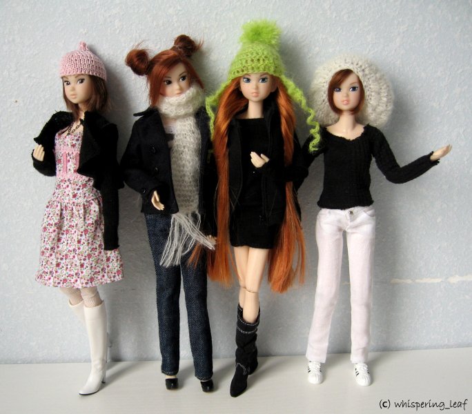 Momoko dolls