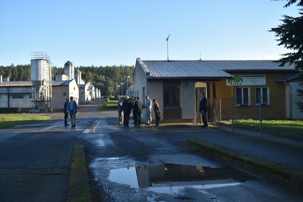 Vepřín stojí zčásti na místě někdejšího koncentračního tábora