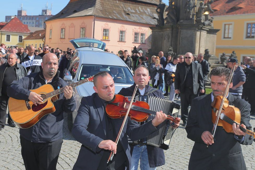 Pohřeb Věry Bílé v Rokycanech