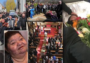 Pohřeb zpěvačky Věry Bílé (†64) v Rokycanech byl velkolepý.