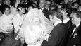 Věry Čáslavská s Josefem Odložilem. Velkolepá svatba se konala 26. října 1968 v metropolitní katedrále v Mexiku.