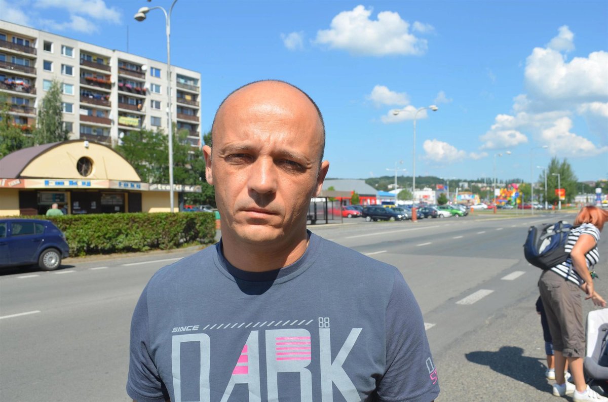 Viktor Pollák (43), invalidní důchodce, Dobrovice
