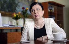 Eurokomisařka Jourová sáhla do unijní kasy: Miliony proti šizení Čechů!