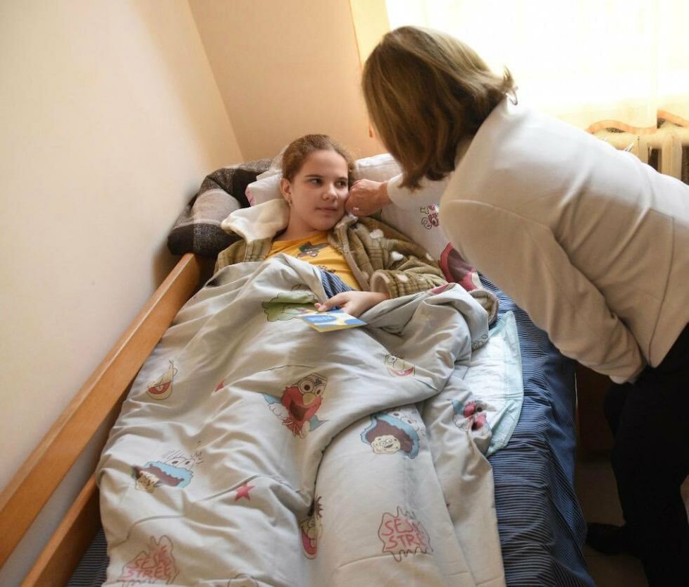 Věra Jourová ve lvovské nemocnici viděla válečné raněné.