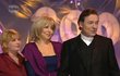 Karel Gott, Hana Zagorová a  Věra Špinarová v silvestrovském vystoupení na Nově v roce 2000.