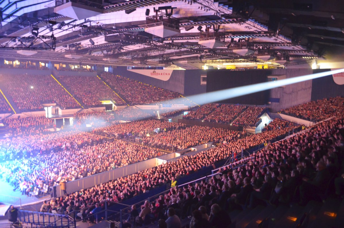 Na vzpomínkový koncert s názvem A pořád vás mám ráda se sjeli lidé z celého Česka.