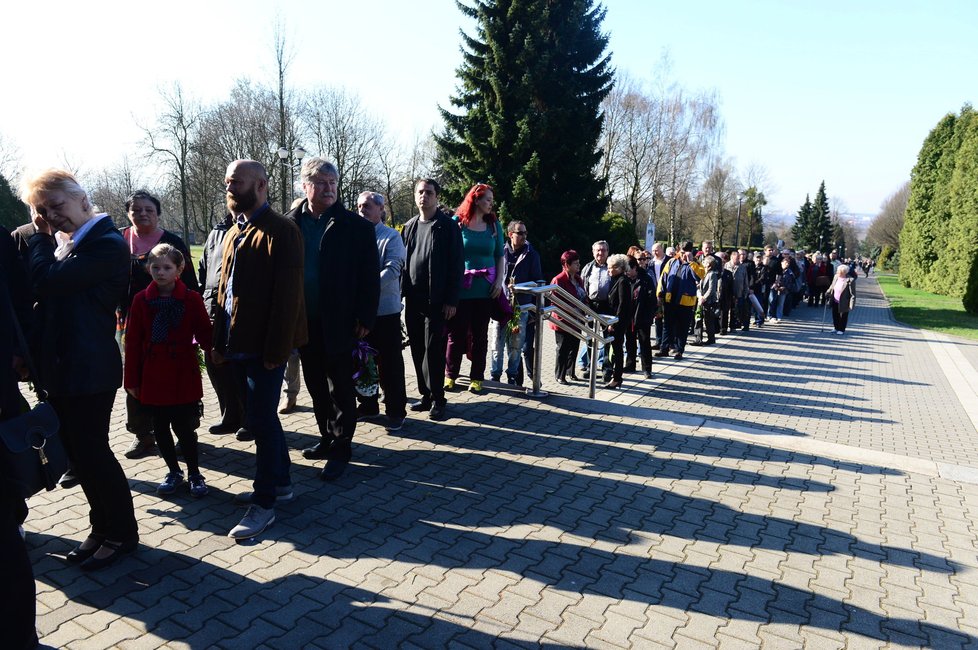 Poslední rozloučení se zpěvačkou Věrou Špinarovou