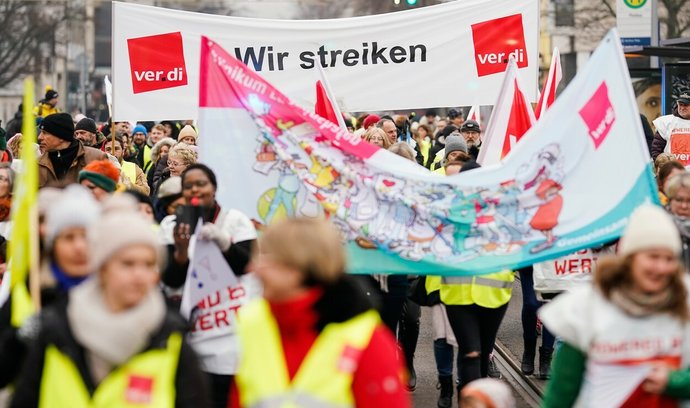 Stávka zaměstnanců zkomplikuje provoz na sedmi letištích v Německu