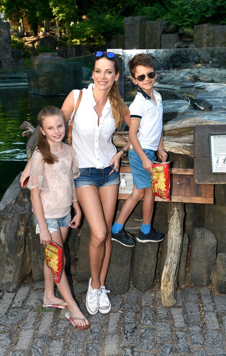 Andrea Verešová vyvedla děti do Zoo.