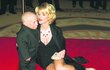 Verne a Genevieve se vzali v lednu 2004 v Beverly Hills. Jejich vztah byl anulován už o měsíc později.