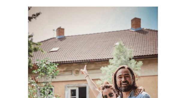 Veronika a Biser Arichtevovi si koupili dům a čeká je rekonstrukce