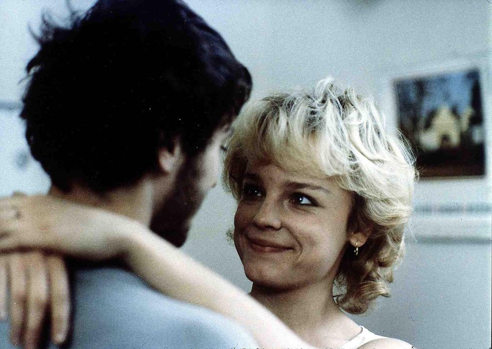 Veronika Jeníková ve filmu Antonyho šance (1986), režíroval ho Vít Olmer