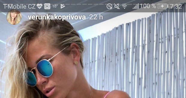 Veronika Kopřivová se na sociální síti vystavuje často jen plavkách.